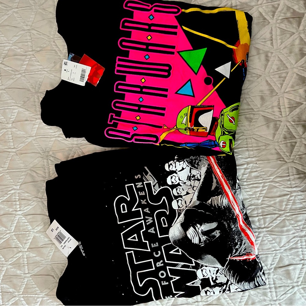 NWT 2 Star Wars graphic Tees Size L